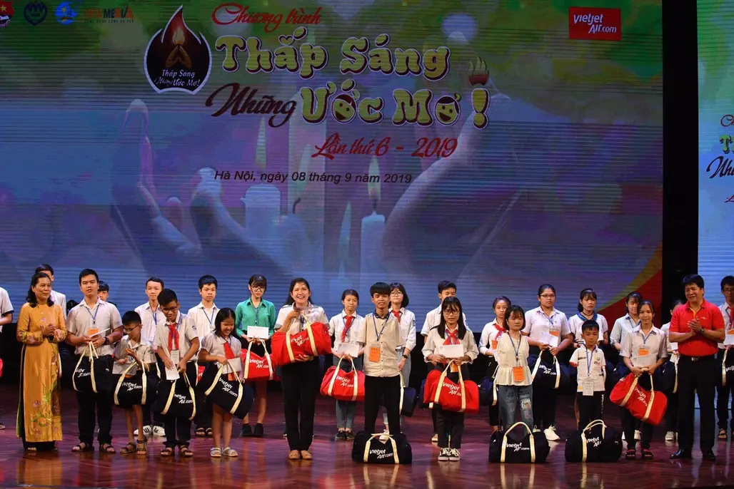 Công Ty Mỹ Phẩm Đông Anh Đồng Hành Cùng Chương Trình 